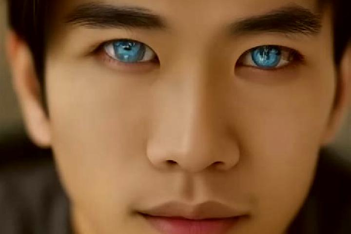 Harper, 24, a red blue-eyed asian companion based in Belleherbe. Offering OWO, Overnight, Dinner Date. Available for incall and outcall, day and evening dates.