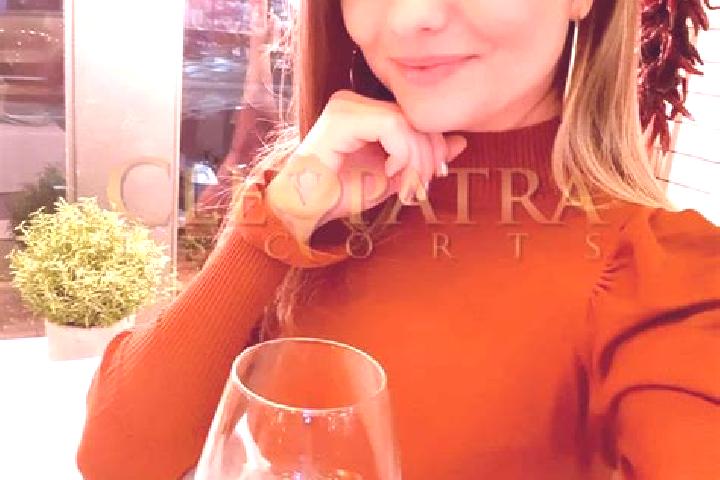 Harper, 24, a red dark-eyed indian companion based in Queen City. Offering OWO, Dinner Date, Striptease, GFE, Duos. Available for incall and outcall, day and...