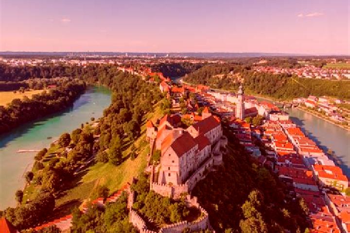 Harper, 24 — Escort in Burghausen, Germany