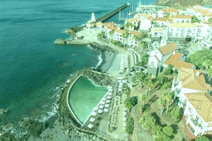 Harper, 24 — Escort in Canical, Portugal