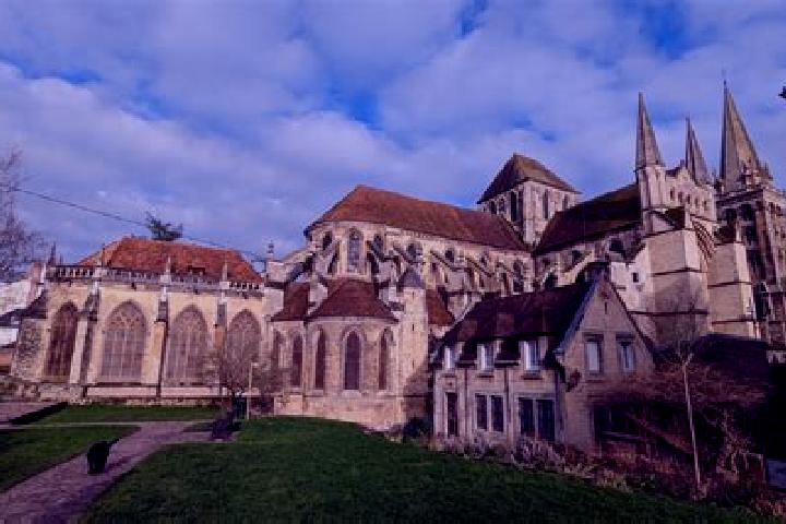 Harper, 24 — Escort in Lisieux, France