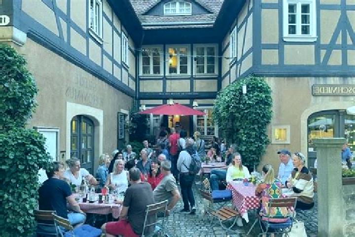 Harper, 24 — Escort in Loschwitz, Germany