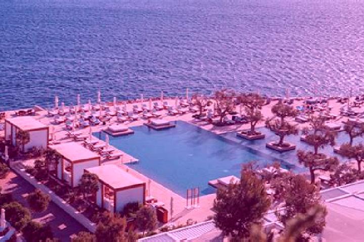 Harper, 24 — Escort in Vouliagmeni, Greece