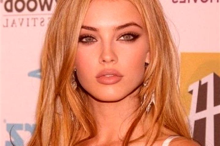 Harper, 25, a blonde hazel-eyed caribbean companion based in Camaret-sur-Mer. Offering 69, Duos. Available for incall and outcall, day and evening dates.