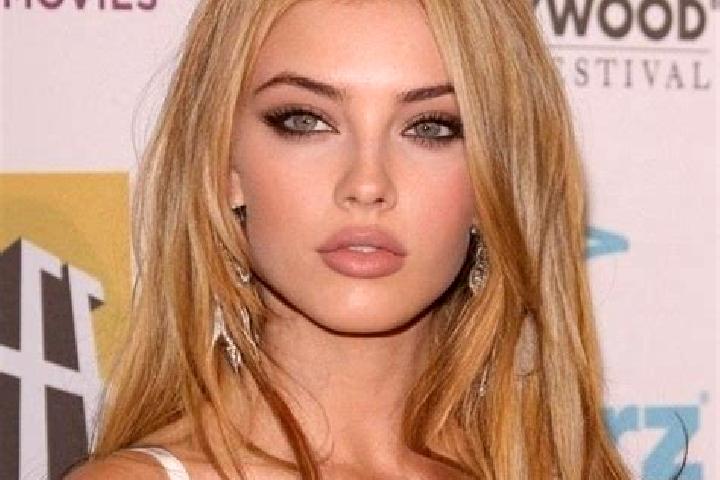 Harper, 25, a blonde hazel-eyed middle eastern companion based in Lipova. Offering Tantra, Erotic Massage, CIM, GFE, BDSM. Available for incall and outcall, ...