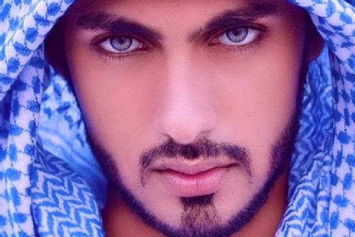 Harper, 25, a red blue-eyed middle eastern companion based in Professor Jamil. Offering OWO, Couples, CIM, Domination, Travel Companion. Available for incall...