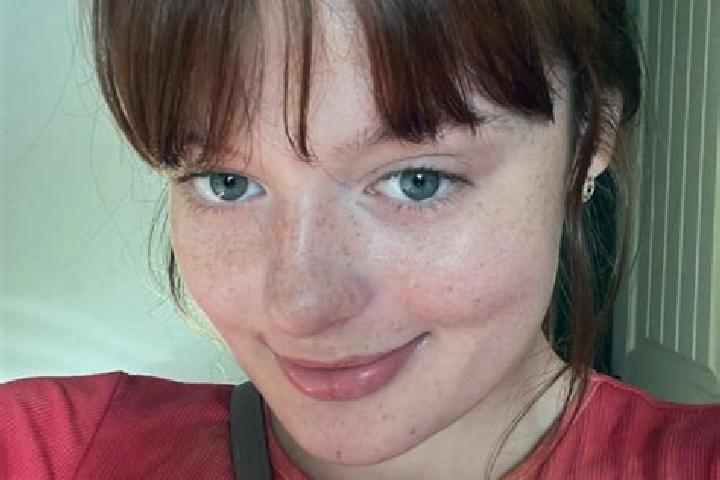 Harper, 25, a red grey-eyed mixed companion based in Sinclair. Offering Girlfriend Experience, Striptease, Roleplay, GFE. Available for incall and outcall, d...