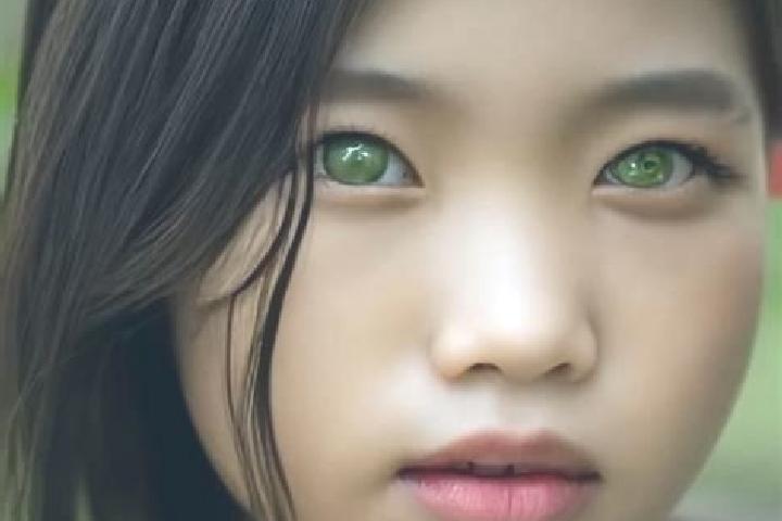 Harper, 26, a black green-eyed asian companion based in Skawina. Offering CIM, Girlfriend Experience, Roleplay. Available for incall and outcall, day and eve...