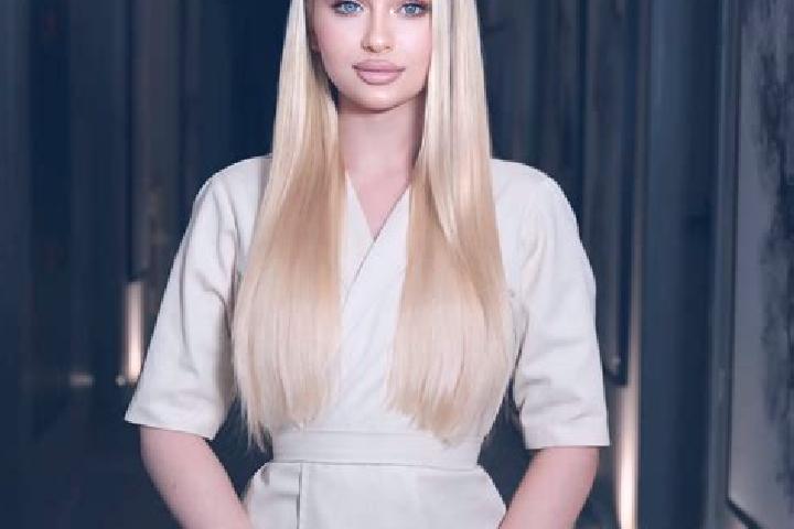Harper, 26, a blonde grey-eyed indian companion based in Hopeman. Offering GFE, Tantra, Erotic Massage, CIM, Domination. Available for incall and outcall, da...