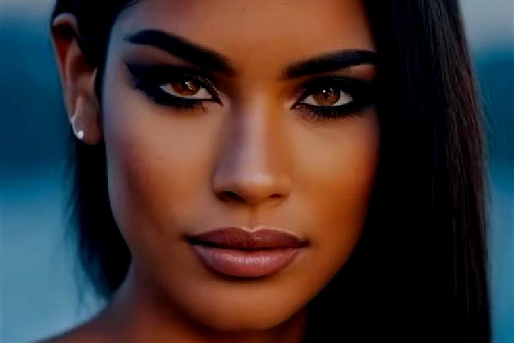 Harper, 26, a red dark-eyed latina companion based in Setun . Offering CIM, OWO, Party Girl. Available for incall and outcall, day and evening dates.