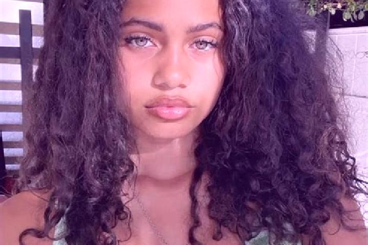 Harper, 26, a red green-eyed mixed companion based in Aranda de Moncayo. Offering Tantra, Fetish, Domination, Duos, Overnight. Available for incall and outca...