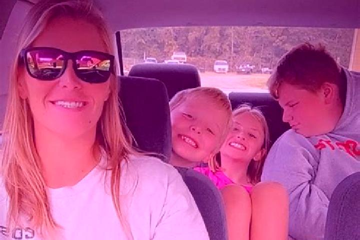 Harper, 26 — Escort in Mamers, United States