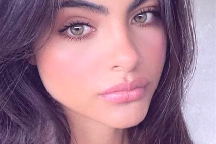 Harper, 27, a brunette green-eyed caucasian companion based in Save. Offering Domination, BDSM, Striptease. Available for incall and outcall, overnight booki...