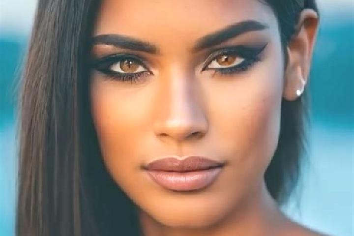 Harper, 27, a chestnut hazel-eyed latina companion based in Ruddington. Offering Girlfriend Experience, Prostate Massage, GFE, OWO. Available for incall and ...