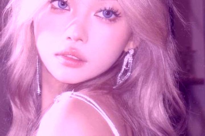 Harper, 27, a dark blonde blue-eyed asian companion based in Ta Ge Hle. Offering Duos, Fetish, A-Level, Erotic Massage. Available for incall and outcall, ove...