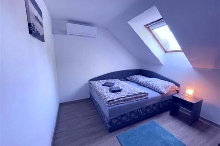 Harper, 27 — Escort in Starovice, Czech Republic