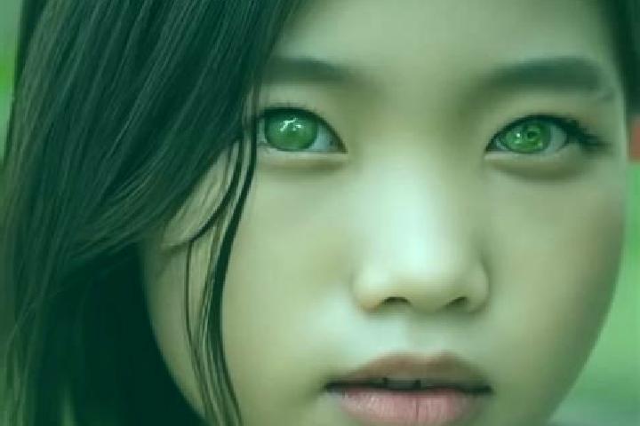 Harper, 28, a auburn green-eyed asian companion based in Selistea. Offering Erotic Massage, Domination, Girlfriend Experience. Available for incall and outca...