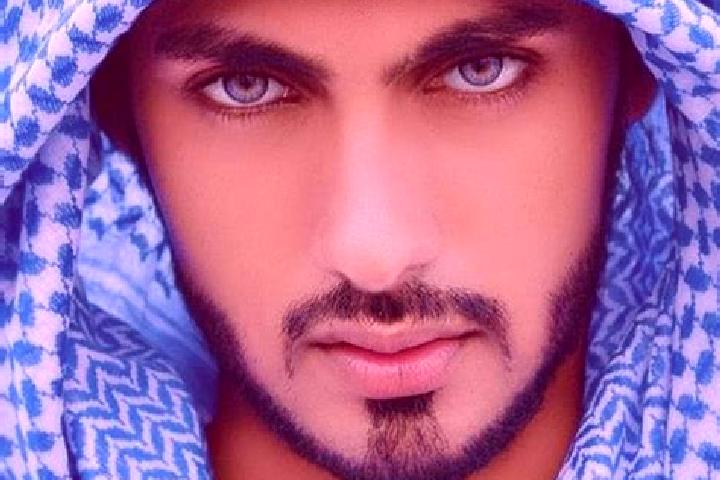 Harper, 28, a red grey-eyed middle eastern companion based in Ganmain. Offering Roleplay, 69, CIM, Deep French Kissing. Available for incall and outcall, day...