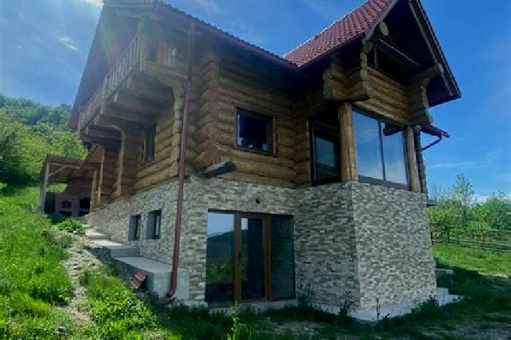 Harper, 28 — Escort in Bozies, Romania