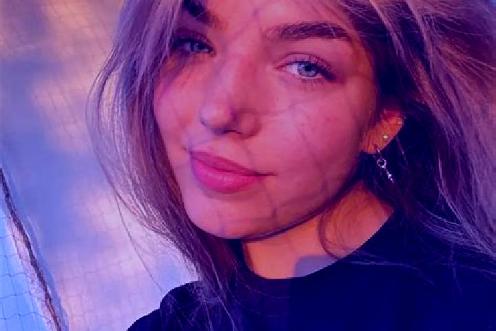 Harper, 28 — Escort in Fibis, Romania