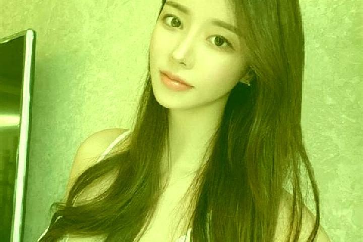 Harper, 28 — Escort in Gaiwei, China