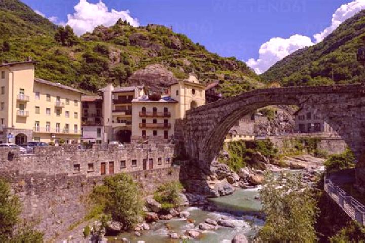 Harper, 28 — Escort in Pont-Saint-Martin, Italy