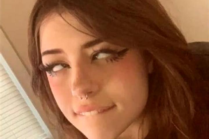 Harper, 29, a black brown-eyed european companion based in Sadliers Crossing. Offering Fetish, Domination, OWO. Available for incall and outcall, day and eve...