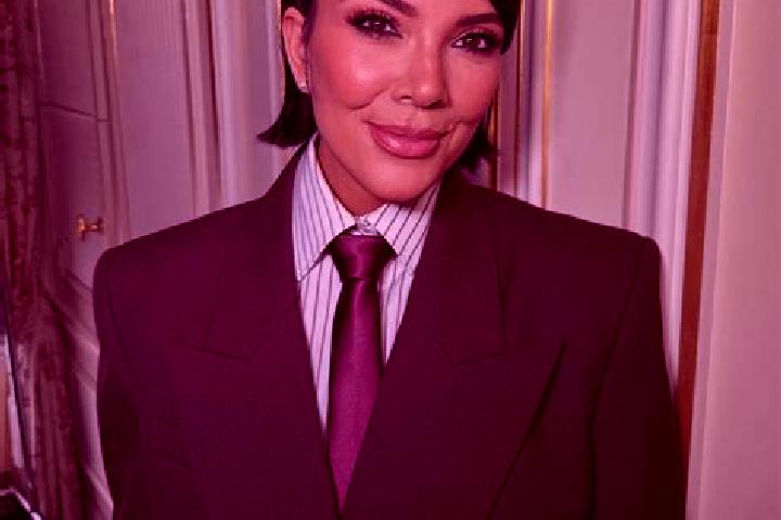 Harper, 29, a brunette grey-eyed ebony companion based in Enner Glynn. Offering 69, Roleplay, Fetish, Travel Companion, Party Girl. Available for incall and ...