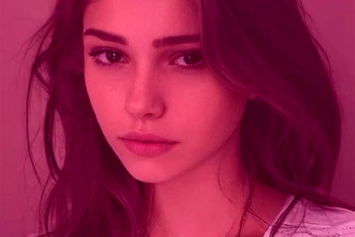 Harper, 29, a brunette grey-eyed slavic companion based in Sedanau. Offering A-Level, Tantra, GFE. Available for incall and outcall, day and evening dates.