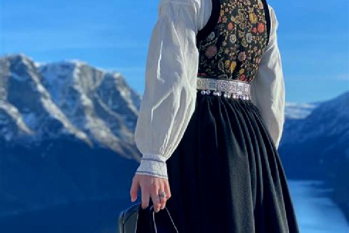 Harper, 29 — Escort in Lenvik, Norway