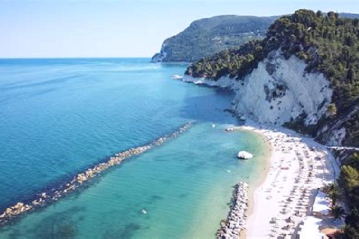Harper, 29 — Escort in Ponte Cingoli, Italy
