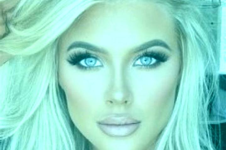 Harper, 30, a platinum blonde dark-eyed ebony companion based in Elliott. Offering Tantra, Deep French Kissing, Couples, Roleplay. Available for incall and o...