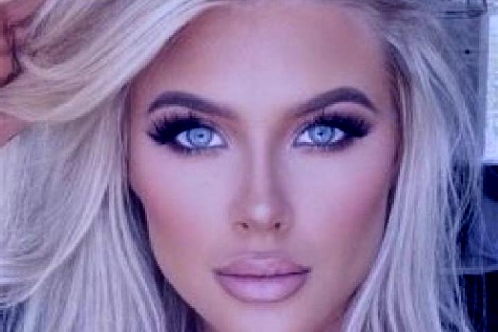 Harper, 30, a platinum blonde hazel-eyed mixed companion based in Juchique de Ferrer. Offering Duos, Fetish, Roleplay. Available for incall and outcall, day ...