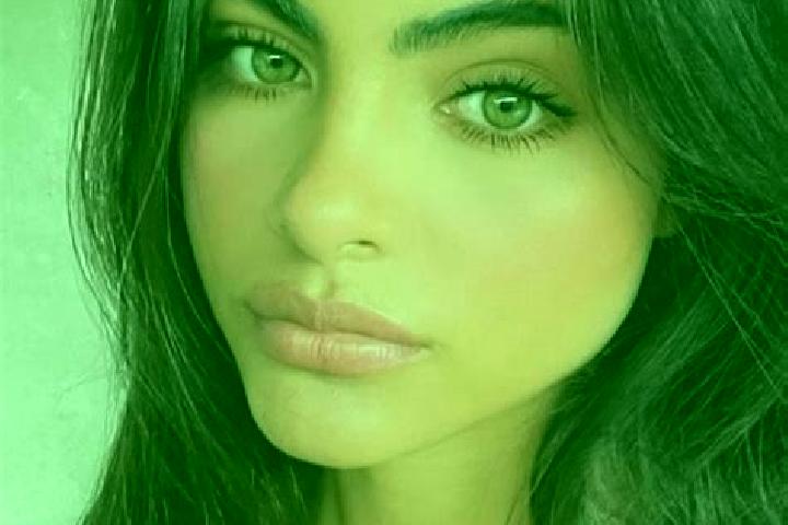 Harper, 30, a red dark-eyed indian companion based in Friedrichstadt. Offering Couples, Overnight. Available for incall and outcall, overnight bookings avail...
