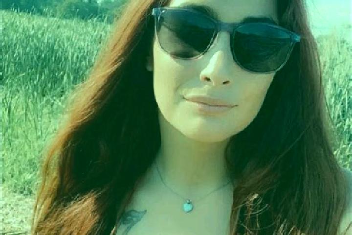 Harper, 30 — Escort in Checy, France