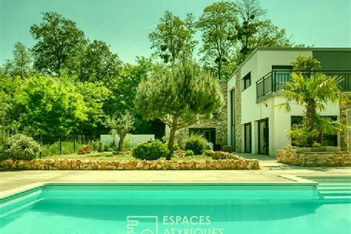 Harper, 30 — Escort in Limours, France