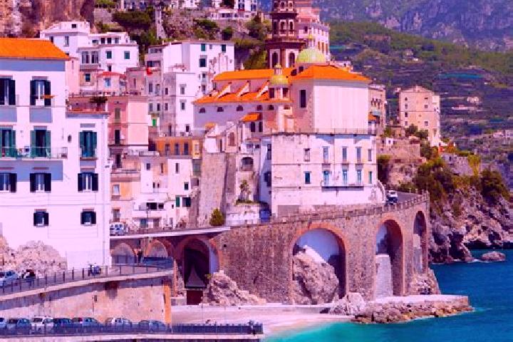 Harper, 30 — Escort in Villafontana, Italy