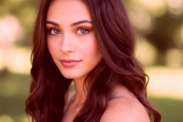 Harper, 31, a black brown-eyed caribbean companion based in Umbe. Offering BDSM, Couples. Available for incall and outcall, day and evening dates.