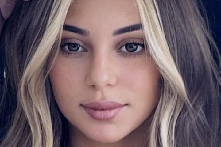 Harper, 31, a blonde brown-eyed caribbean companion based in Mamers. Offering OWO, Striptease. Available for incall and outcall, overnight bookings available.