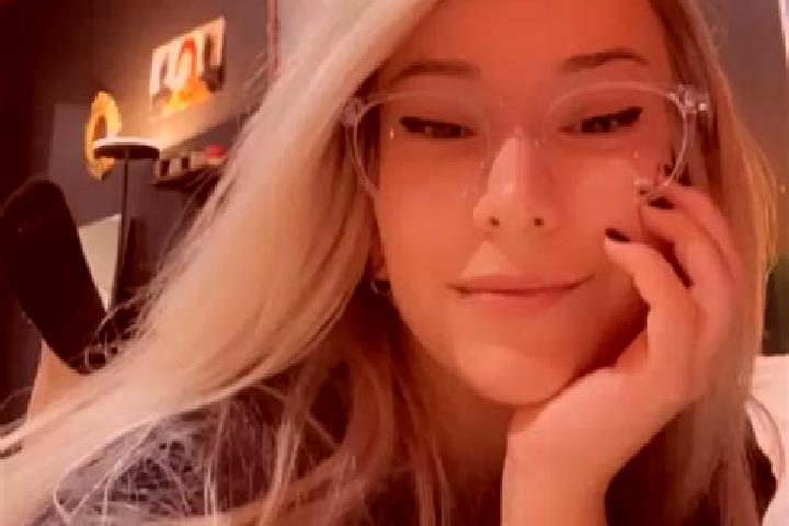 Harper, 31, a blonde hazel-eyed ebony companion based in Perling. Offering 69, Prostate Massage, A-Level, Erotic Massage. Available for incall and outcall, o...