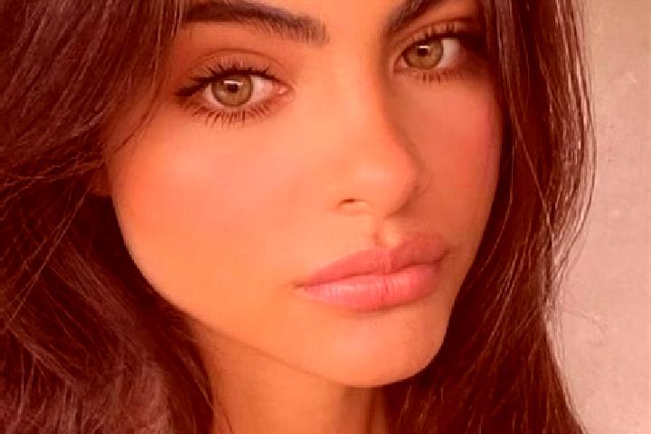 Harper, 31, a brunette dark-eyed indian companion based in Verkhnyachka. Offering Travel Companion, OWO, Domination. Available for incall and outcall, overni...