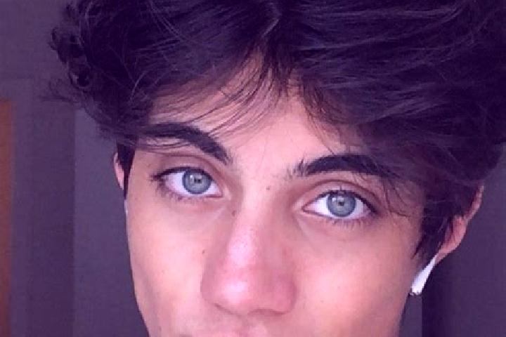 Harper, 31, a chestnut dark-eyed caucasian companion based in Arashiyama. Offering Prostate Massage, Couples. Available for incall and outcall, day and eveni...