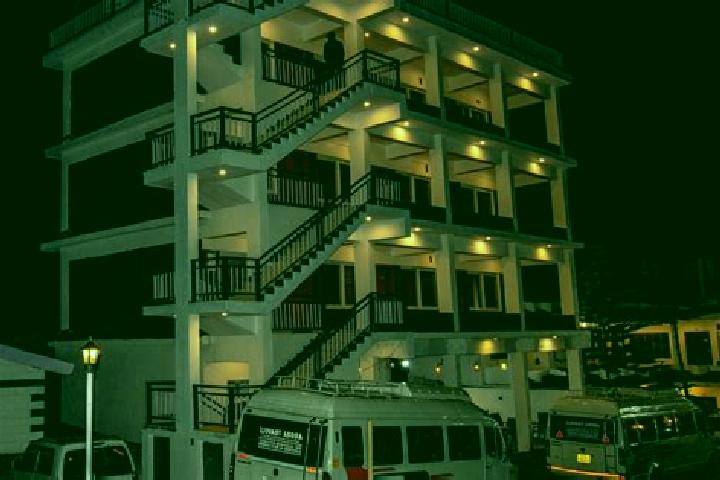 Harper, 31 — Escort in Barkot, India