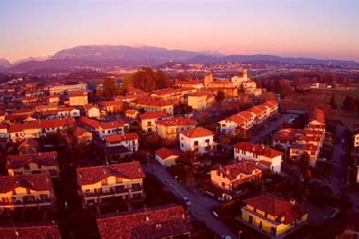 Harper, 31 — Escort in Castelbellino, Italy