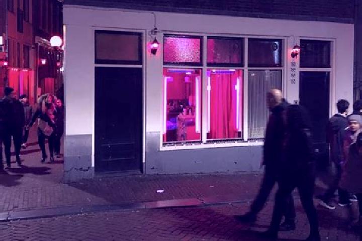 Harper, 31 — Escort in Lith, Netherlands