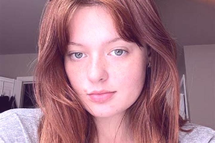 Harper, 32, a auburn brown-eyed latina companion based in Chivres-Val. Offering A-Level, Roleplay, Deep French Kissing. Available for incall and outcall, ove...