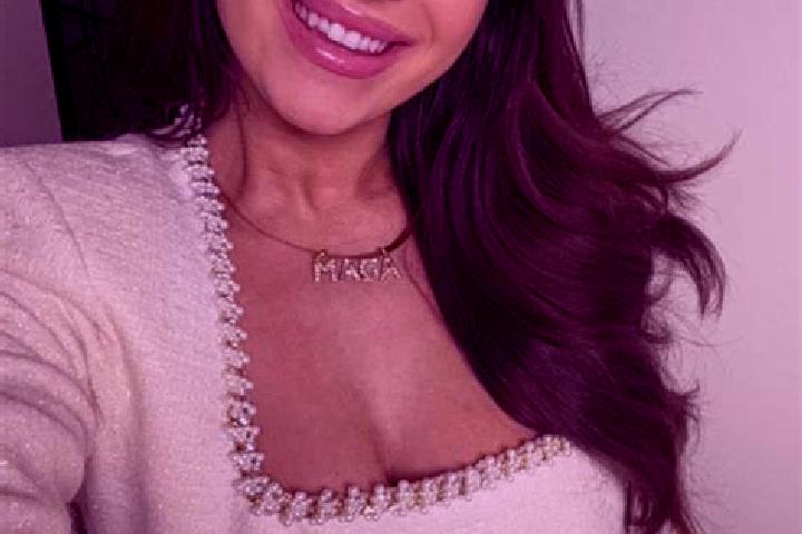 Harper, 32, a dark blonde amber-eyed latina companion based in Dingy-Saint-Clair. Offering Deep French Kissing, Striptease, Party Girl, Tantra. Available for...