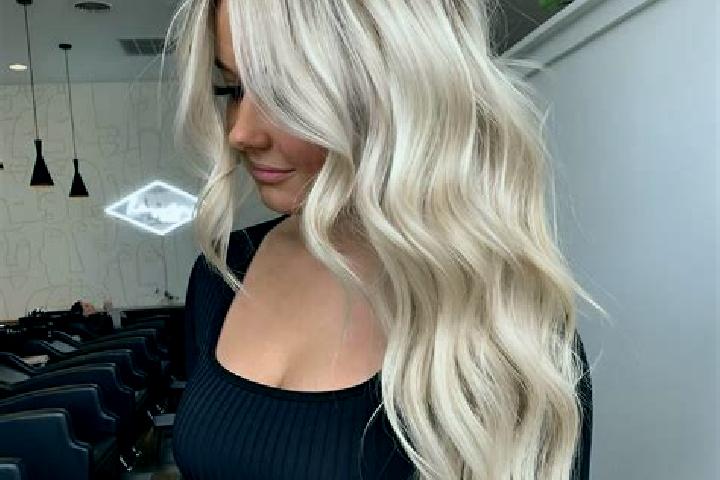 Harper, 32, a platinum blonde grey-eyed asian companion based in Moacsa. Offering Massage, Striptease, Party Girl. Available for incall and outcall, overnigh...