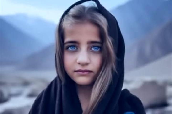 Harper, 33, a blonde brown-eyed middle eastern companion based in Zokolilie. Offering Fetish, A-Level, Dinner Date, Domination, CIM. Available for incall and...