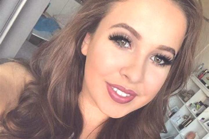Harper, 33, a chestnut hazel-eyed caucasian companion based in Sao Francisco do Maranhao. Offering Roleplay, Massage, Travel Companion, Party Girl, Duos. Ava...
